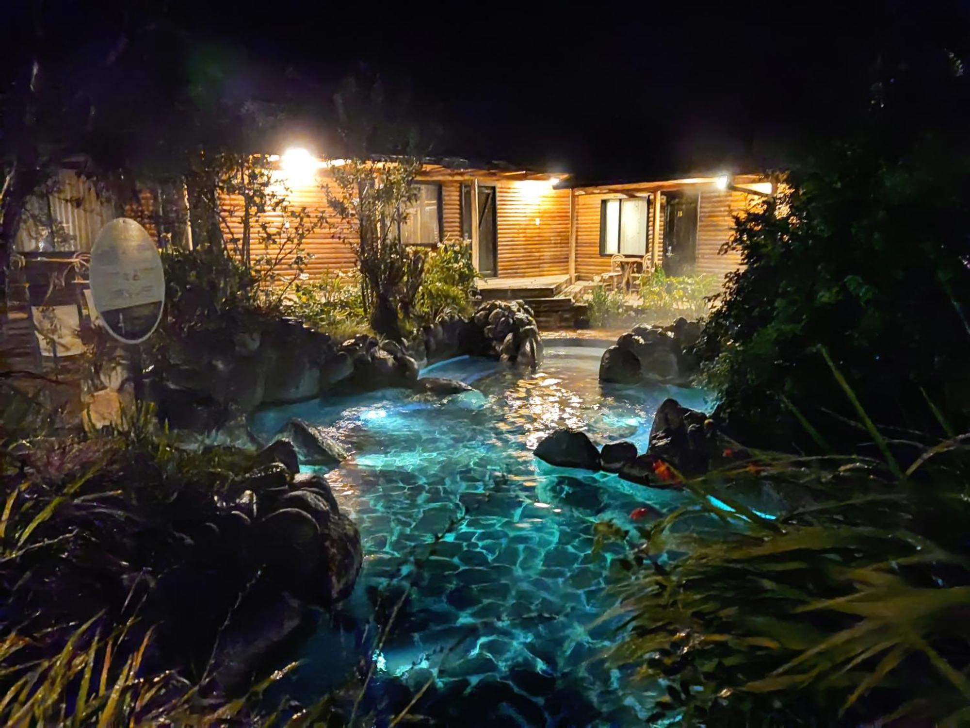 Termas De Papallacta Exterior photo The Blue Lagoon at night