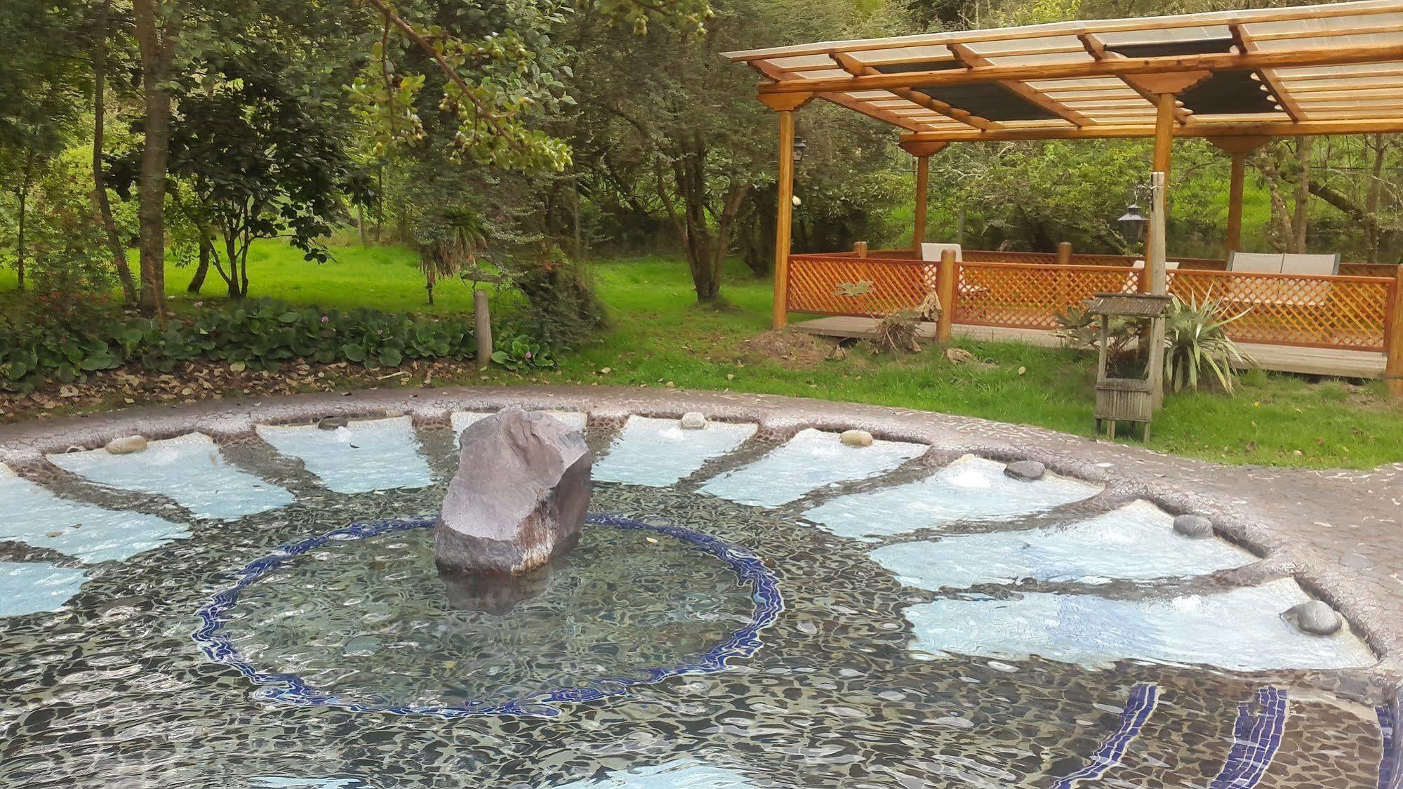 Termas De Papallacta Exterior photo The outdoor thermal pool